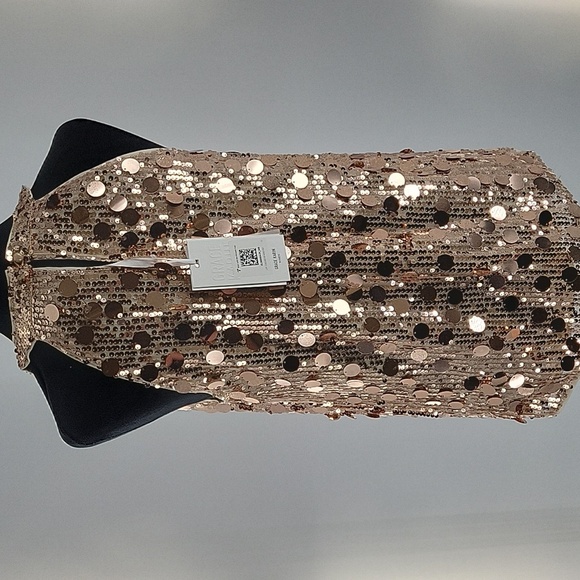 Sequin Halter Top - Picture 15 of 16